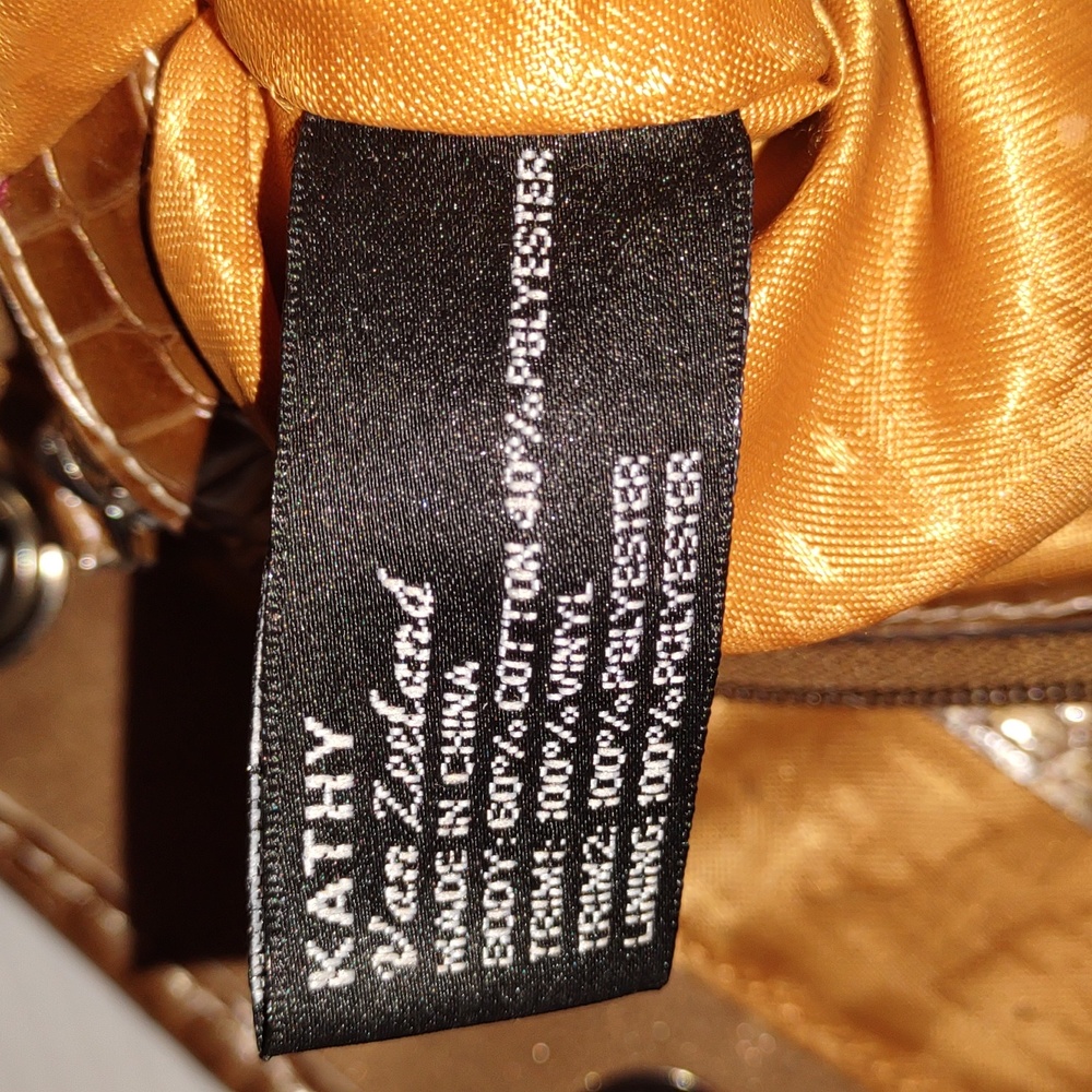 VINTAGEโฎ KATHY VAN ZEELAND Gold Fabric/Croc Leather Hobo - Picture 11 of 13